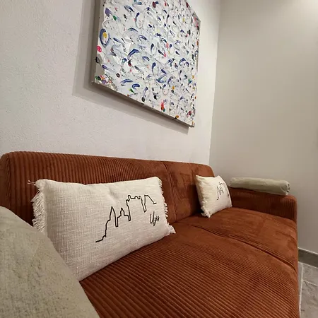 Apartament Le Saint Julien T2 Plain-pied Avec Jardin, Centre Historique D'uzes Uzès